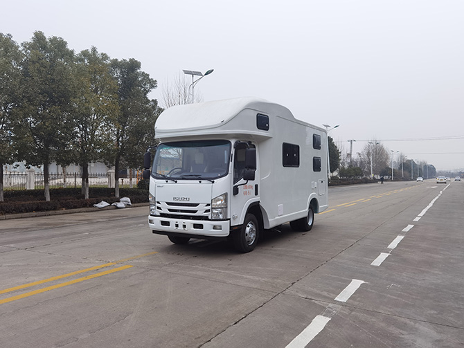 慶鈴五十鈴700P自動擋房車多方位展示圖4